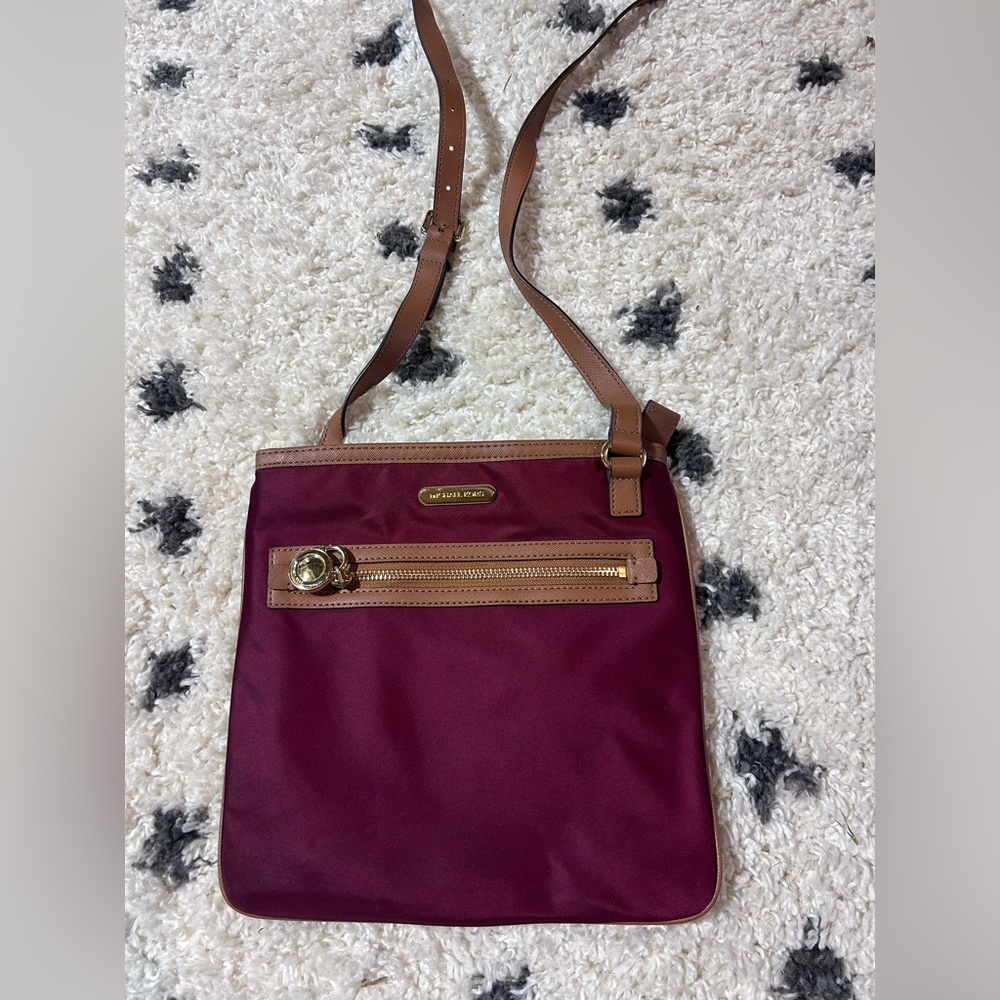 Michael Kors Kempton nylon crossbody in Burgundy